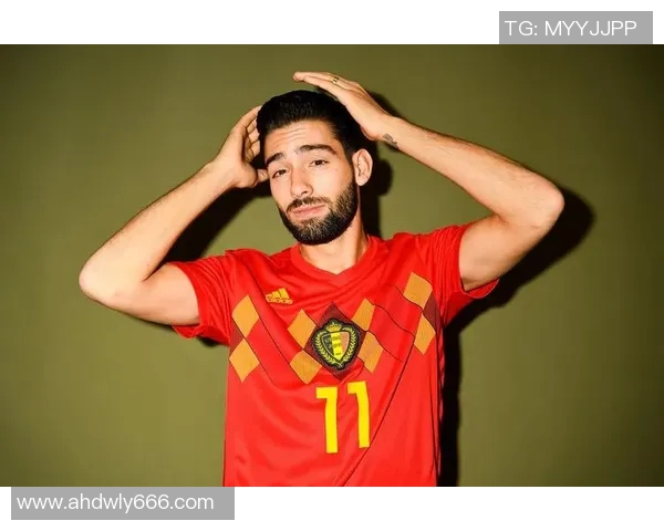 足球明星中有哪些人选择不纹身保持原貌与个人风格