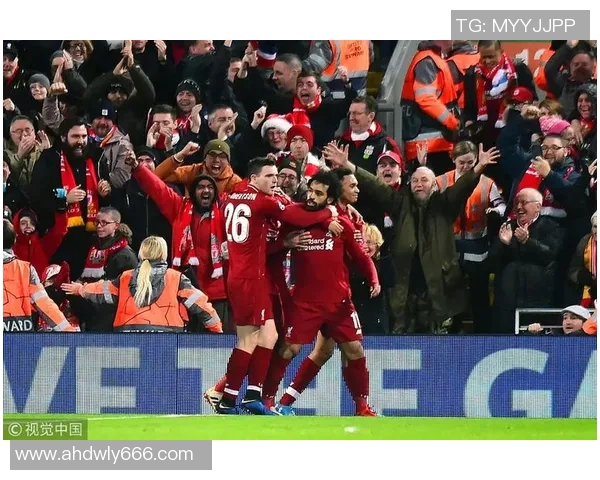 足球场上的阴影那些曾经杀过人的明星球员背后的故事